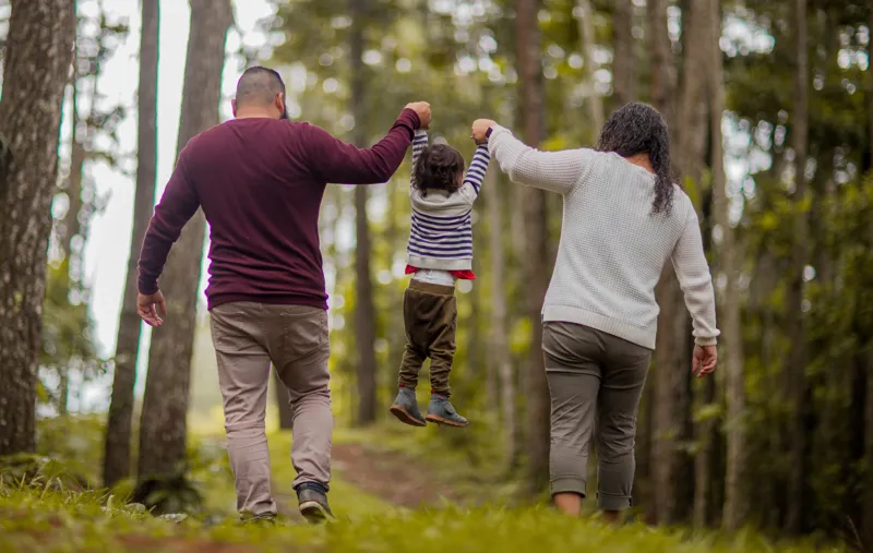 family-playing (old site media 5022)